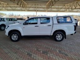 Isuzu D-Max full