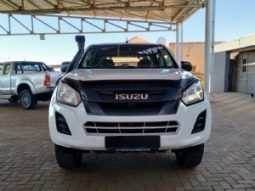 Isuzu D-Max full