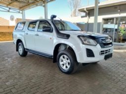 Isuzu D-Max full