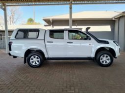 Isuzu D-Max full