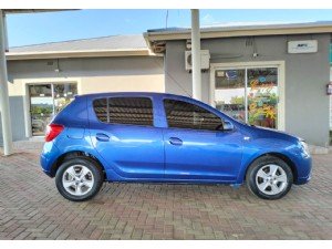 Renault Sandero full