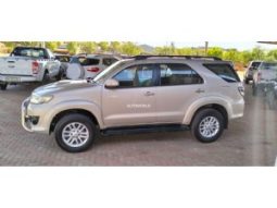 Toyota Fortuner full