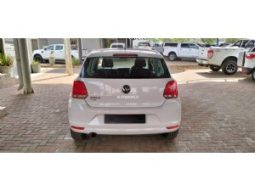 Volkswagen Polo Vivo full