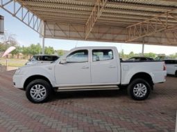 Tata Xenon full