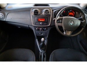 Renault Sandero full