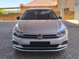 Volkswagen Polo full