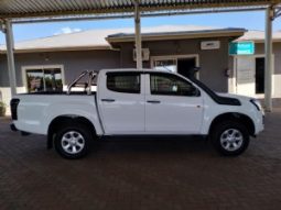Isuzu D-Max full