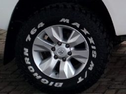 Toyota Hilux full