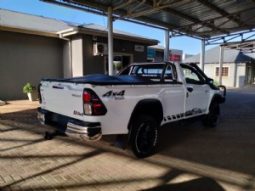 Toyota Hilux full