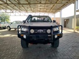 Toyota Hilux full