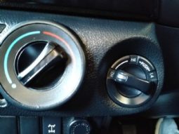 Toyota Hilux full