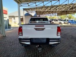Toyota Hilux full