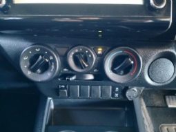 Toyota Hilux full