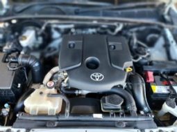 Toyota Hilux full