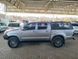 Toyota Hilux full