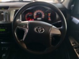 Toyota Hilux full