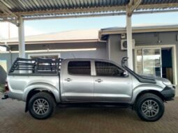 Toyota Hilux full