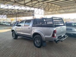 Toyota Hilux full