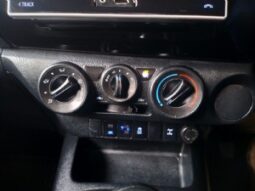 Toyota Hilux full