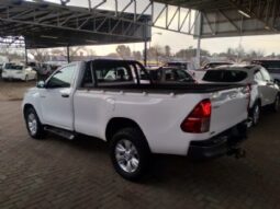 Toyota Hilux full