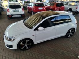 Volkswagen Golf full