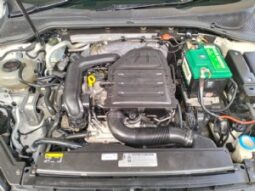 Volkswagen Golf full