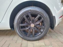 Volkswagen Golf full