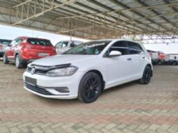 Volkswagen Golf full
